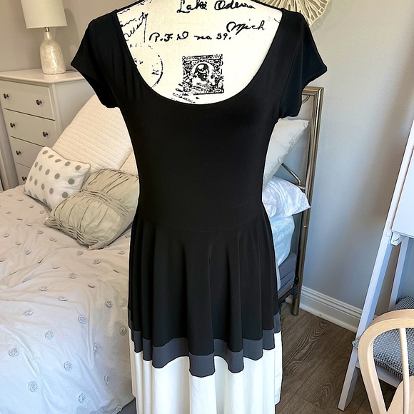Kamilkulture Dress - Never Worn, Beautiful Fit and Quality - Picture 1 of 4